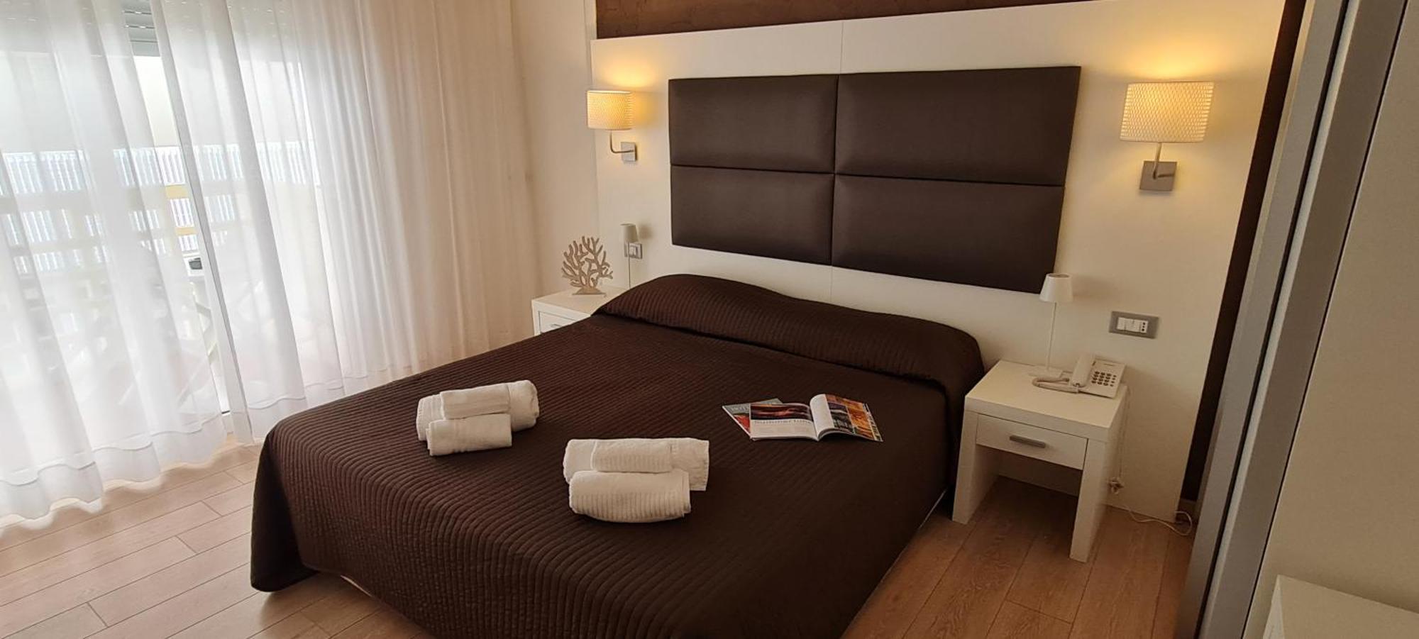 Hotel Eros Линяно Сабиадоро Екстериор снимка